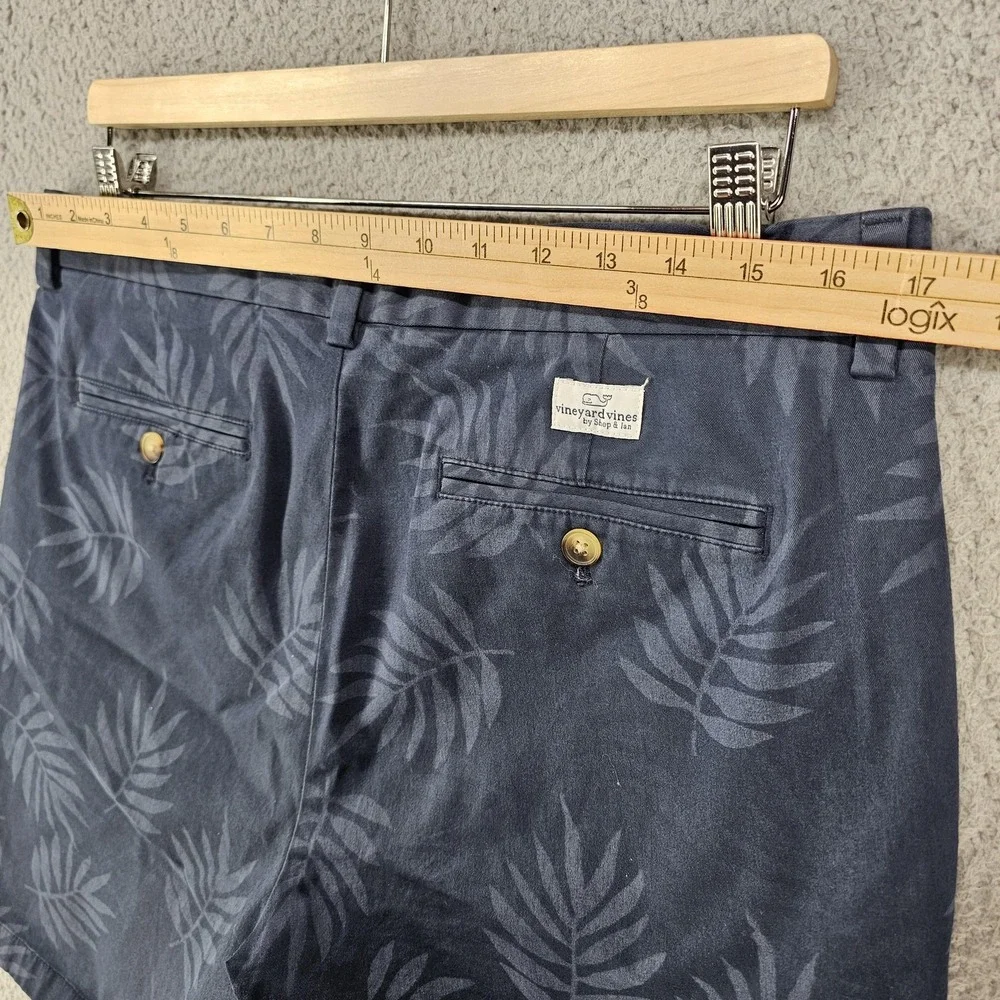 Vineyard Vines Shorts Mens 33 Blue Breaker Short Palm Leaf Print Cotton Stretch